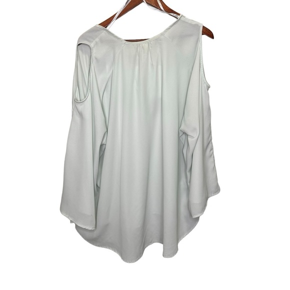 Melissa McCarthy Seven7 Cold-Shoulder Blouse Size 3x - Picture 3 of 10